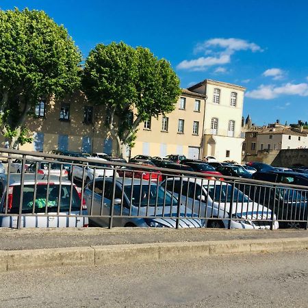 Au Pied De La Cite Apartment การ์กาซอน ภายนอก รูปภาพ