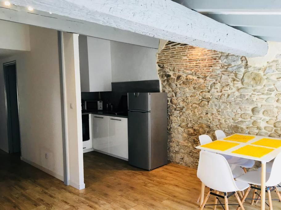 Au Pied De La Cite Apartment การ์กาซอน ภายนอก รูปภาพ