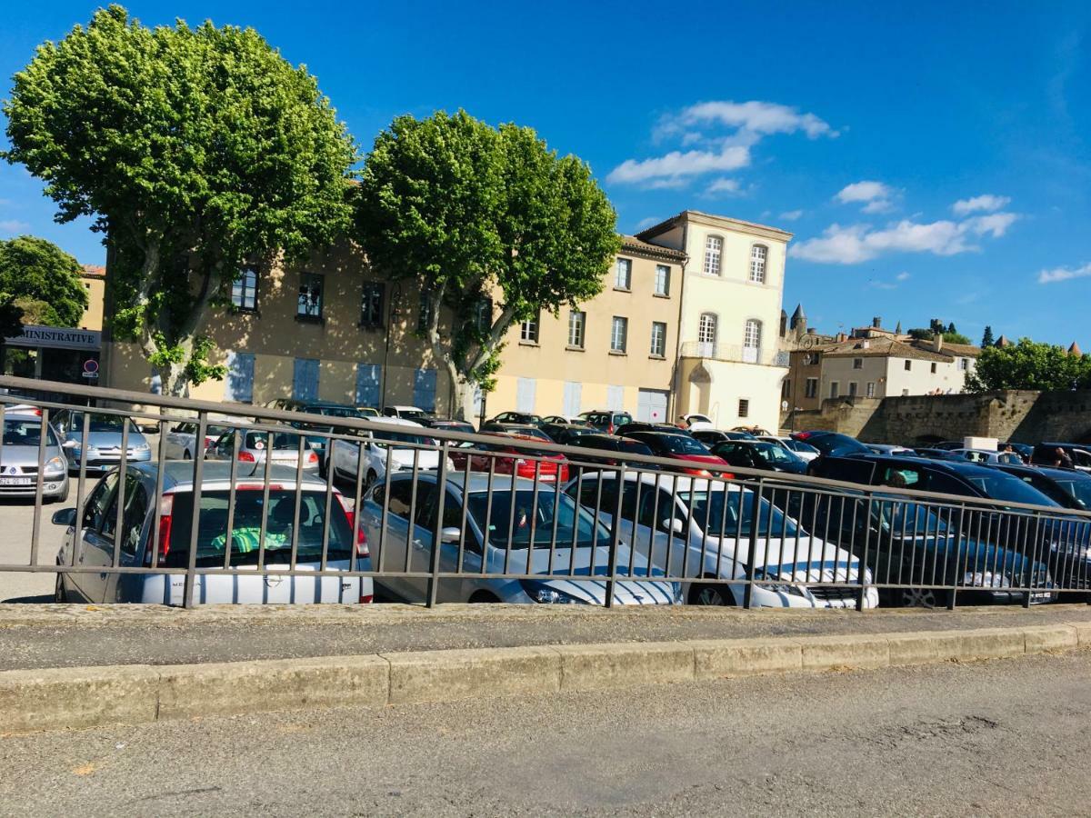 Au Pied De La Cite Apartment การ์กาซอน ภายนอก รูปภาพ